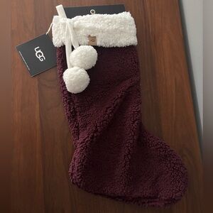 UGG Maroon (Cabernet) and White Classic Sherpa Stocking